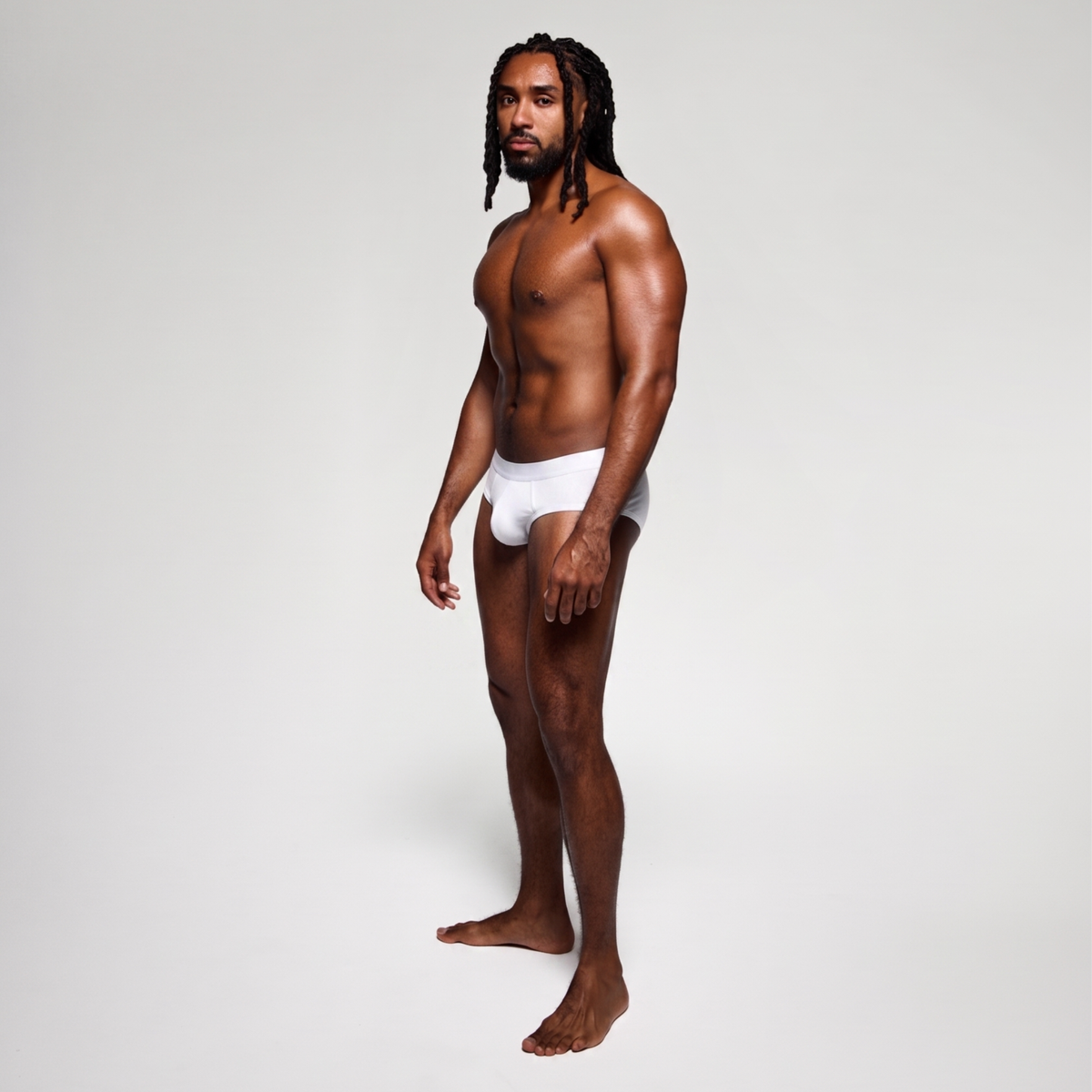 slip coton bio akinom modèle devant