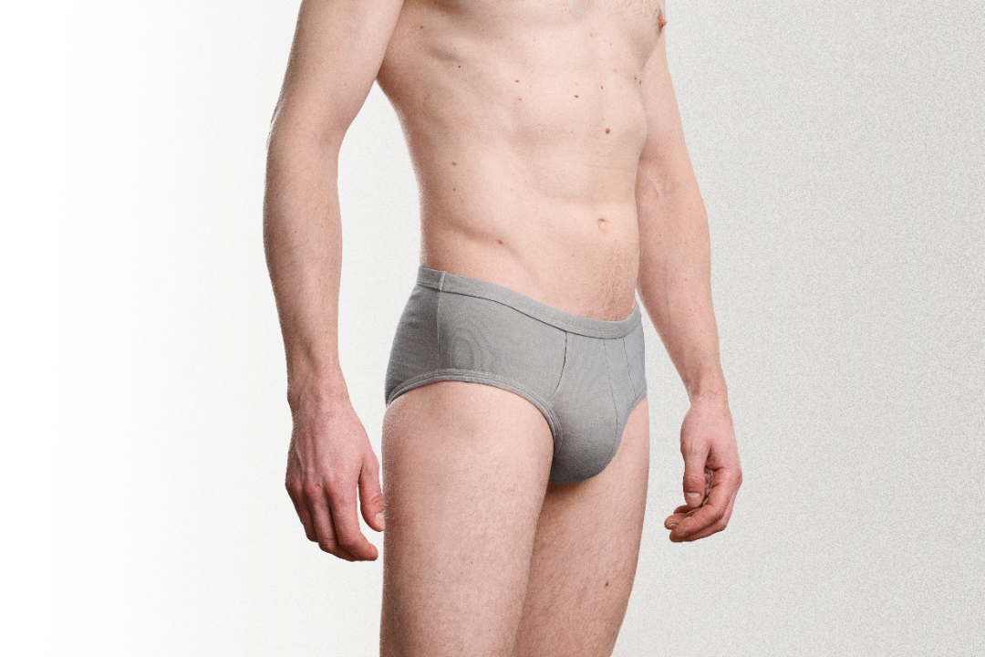slip homme inconfortable